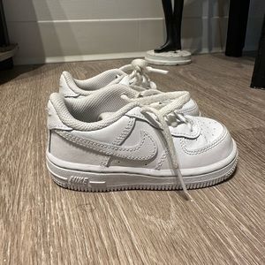 used airforce 1s. all white